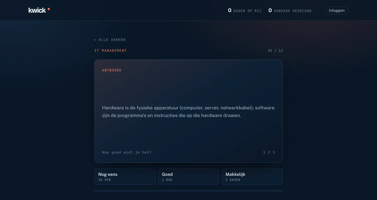 Een omgedraaide kaart uit IT Management met het antwoord, en daaronder de knoppen Nog eens, Goed en Makkelijk met de bijbehorende termijnen.